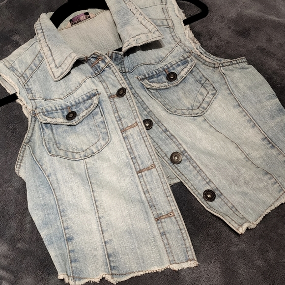 ** DONATED ** Denim Vest - Picture 1 of 3